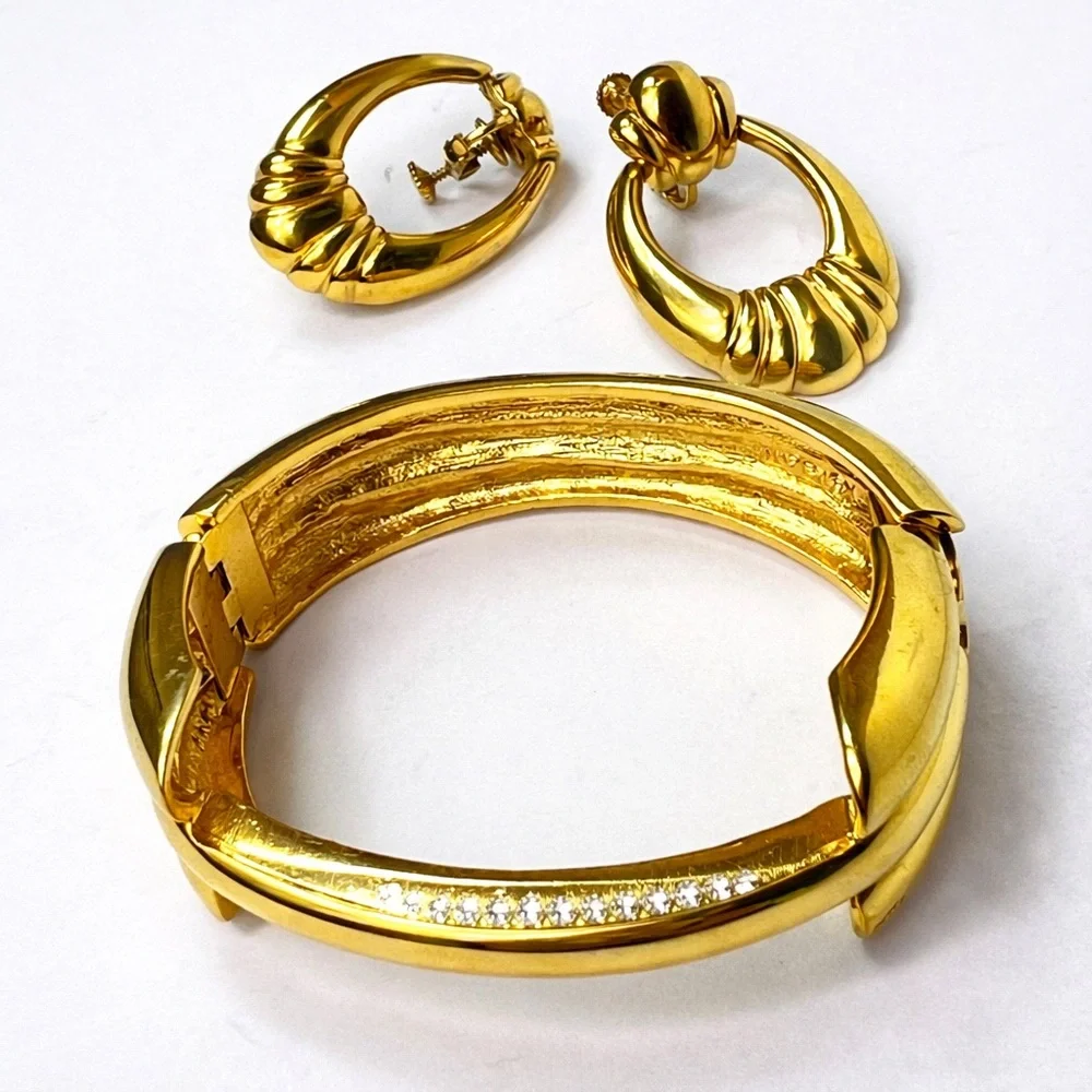 Vintage Napier Gold Tone Hinged Bangle Bracelet & Screw-Back Earrings Set 1980s